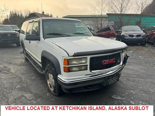 Photo 3 VIN: 1GKFK16RXTJ746636 - GMC SUBURBAN 