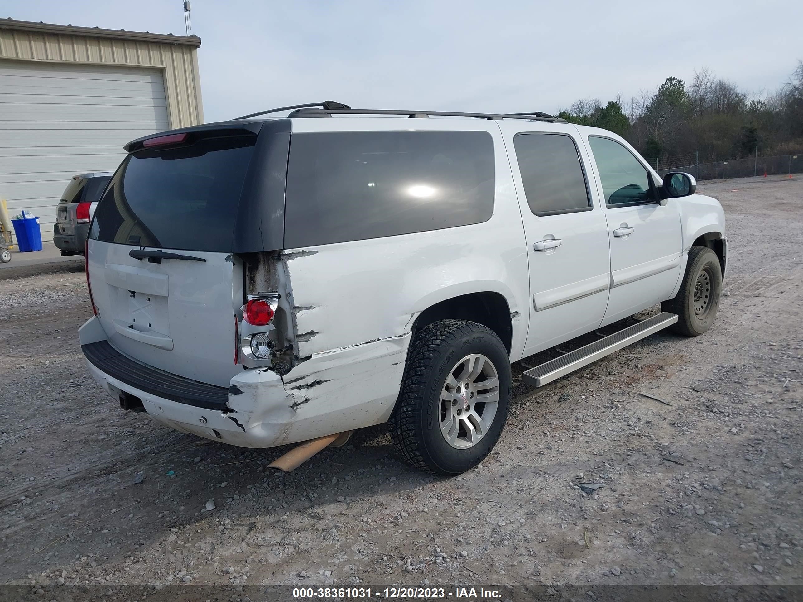 Photo 3 VIN: 1GKFK16Y07R352884 - GMC NULL 