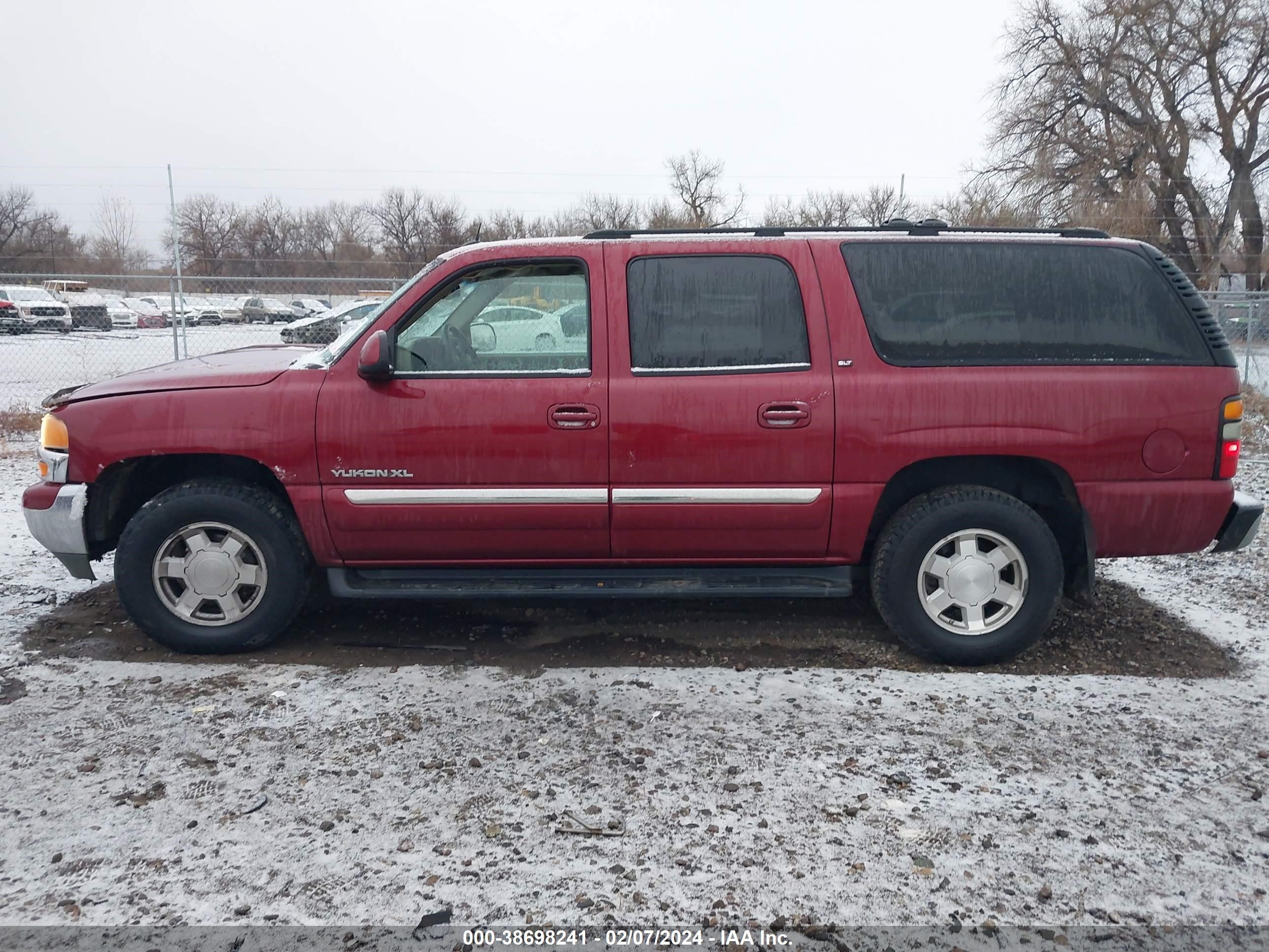 Photo 13 VIN: 1GKFK16Z15J115969 - GMC YUKON 