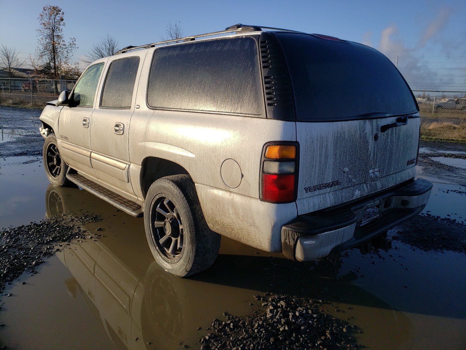 Photo 2 VIN: 1GKFK16Z65J133495 - GMC YUKON XL K 