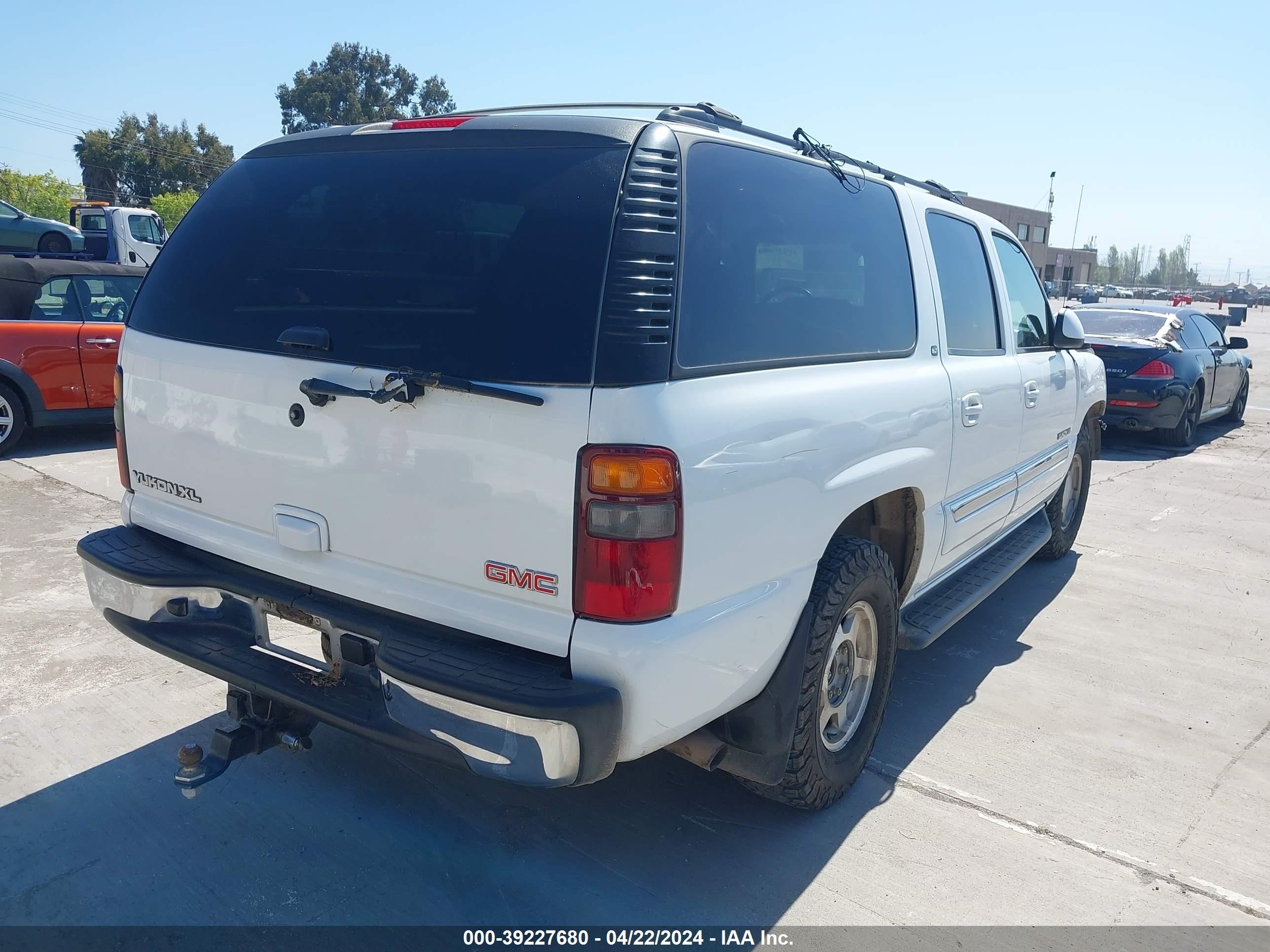 Photo 3 VIN: 1GKFK16Z66J143980 - GMC NULL 