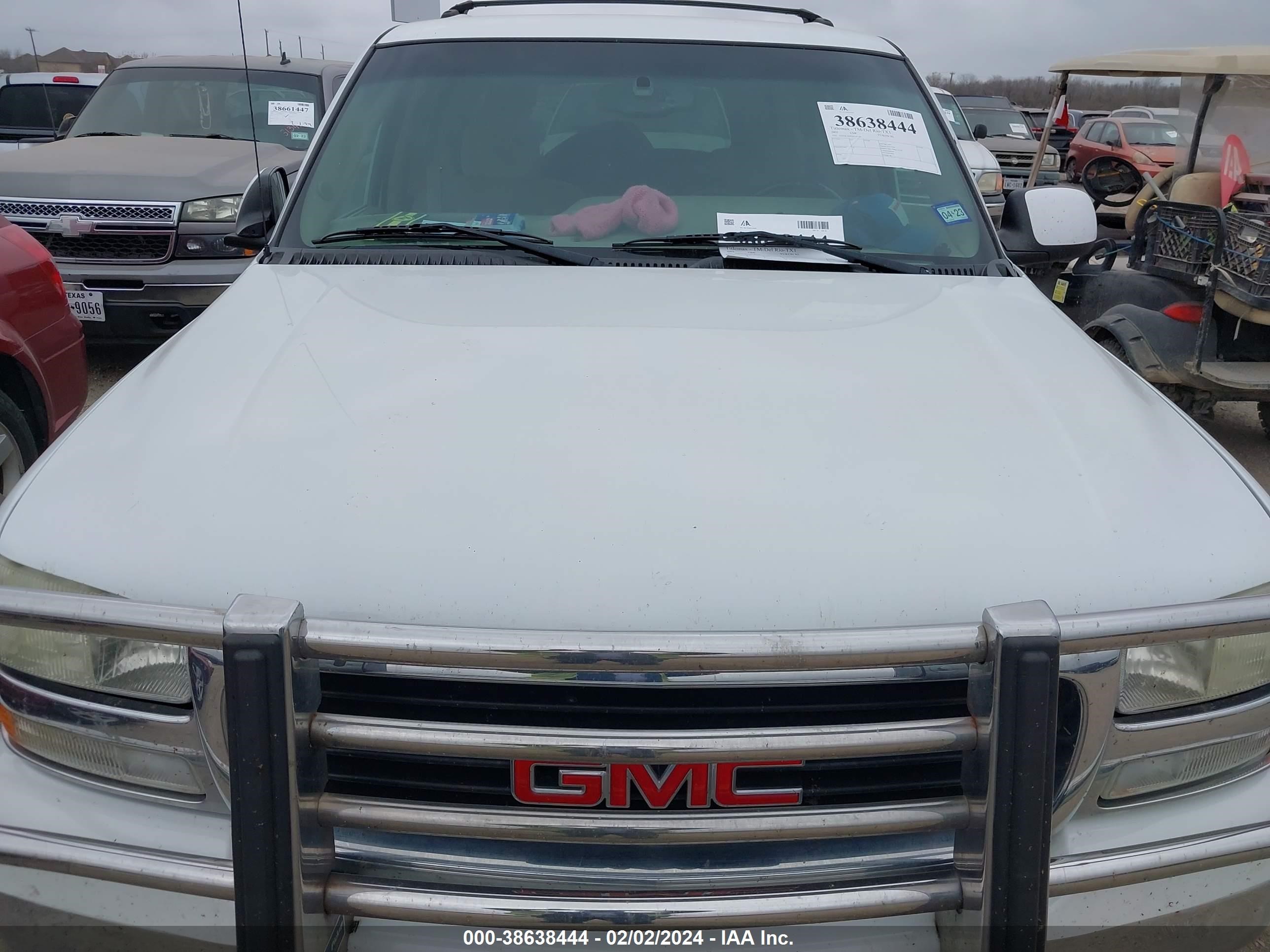 Photo 9 VIN: 1GKFK16Z93J126120 - GMC YUKON 