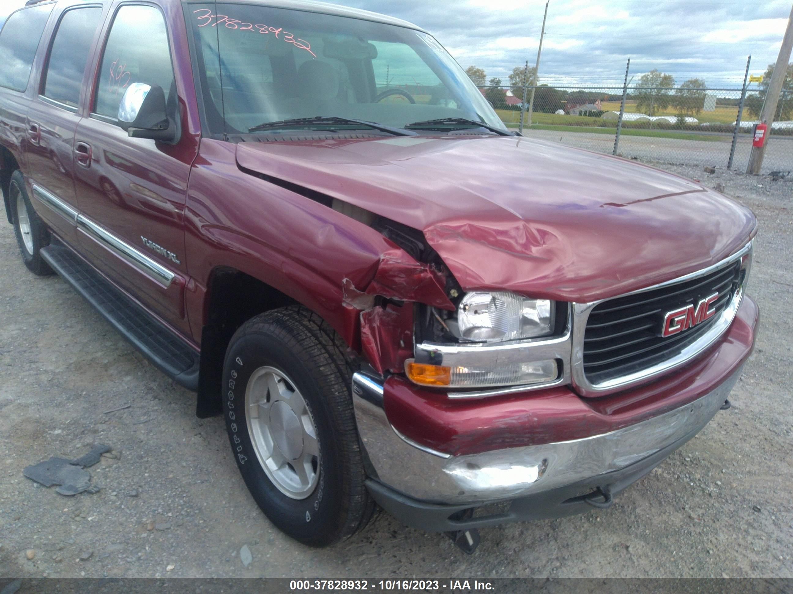 Photo 5 VIN: 1GKFK16ZX3J241857 - GMC YUKON 