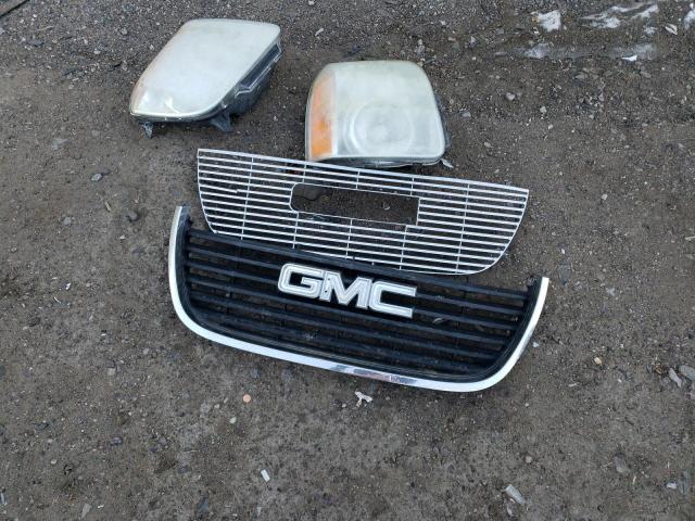 Photo 11 VIN: 1GKFK33069R249725 - GMC YUKON 