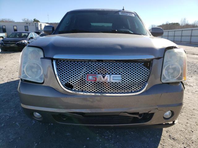 Photo 4 VIN: 1GKFK33099R281908 - GMC YUKON 