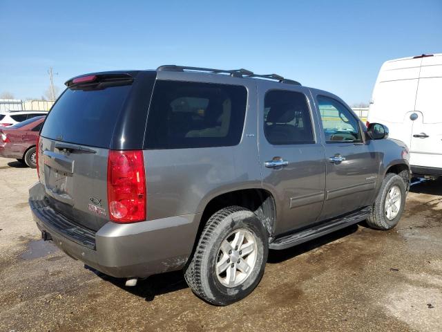 Photo 2 VIN: 1GKFK330X9R244401 - GMC YUKON 