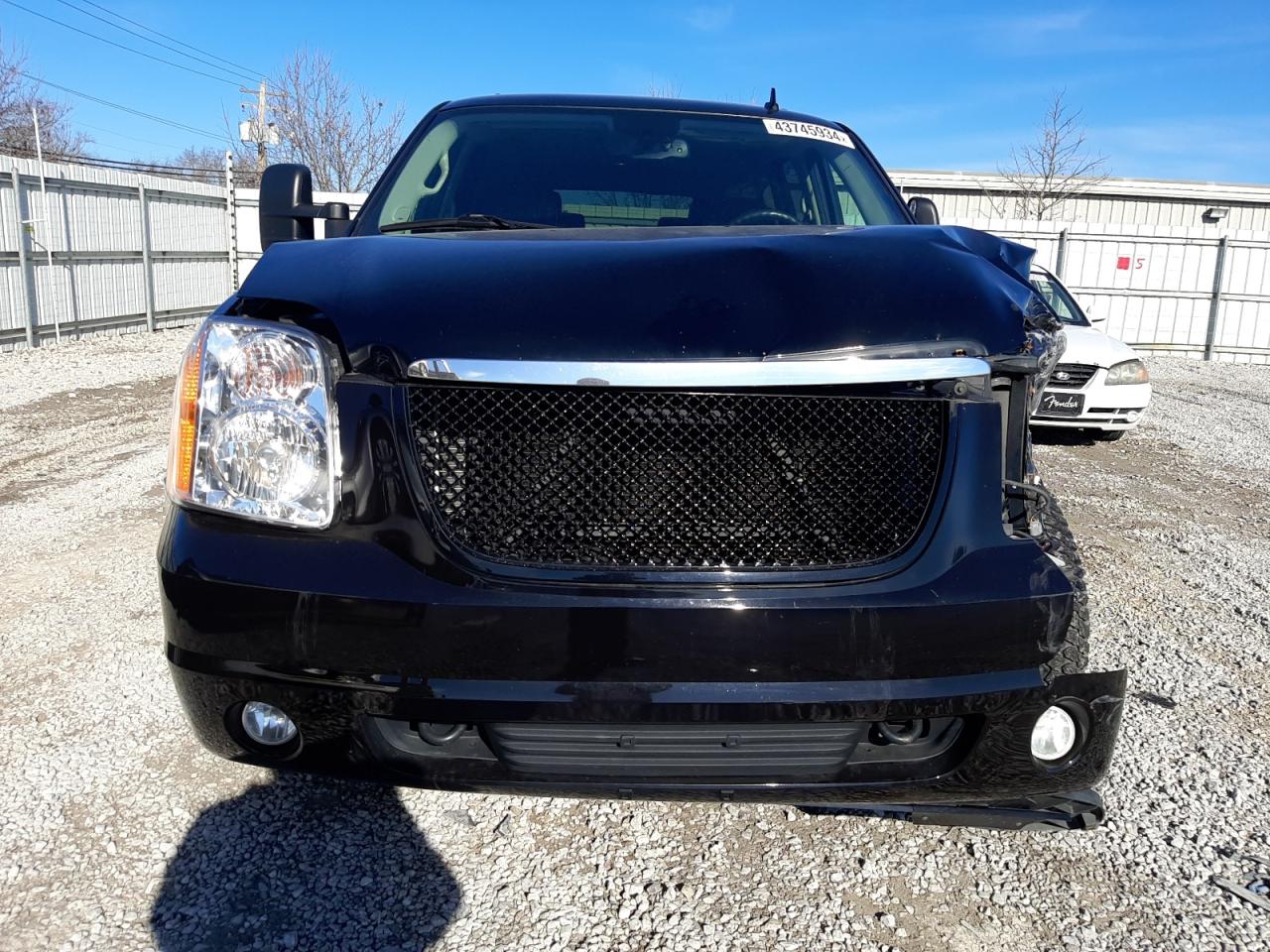 Photo 4 VIN: 1GKFK36349R190308 - GMC YUKON 