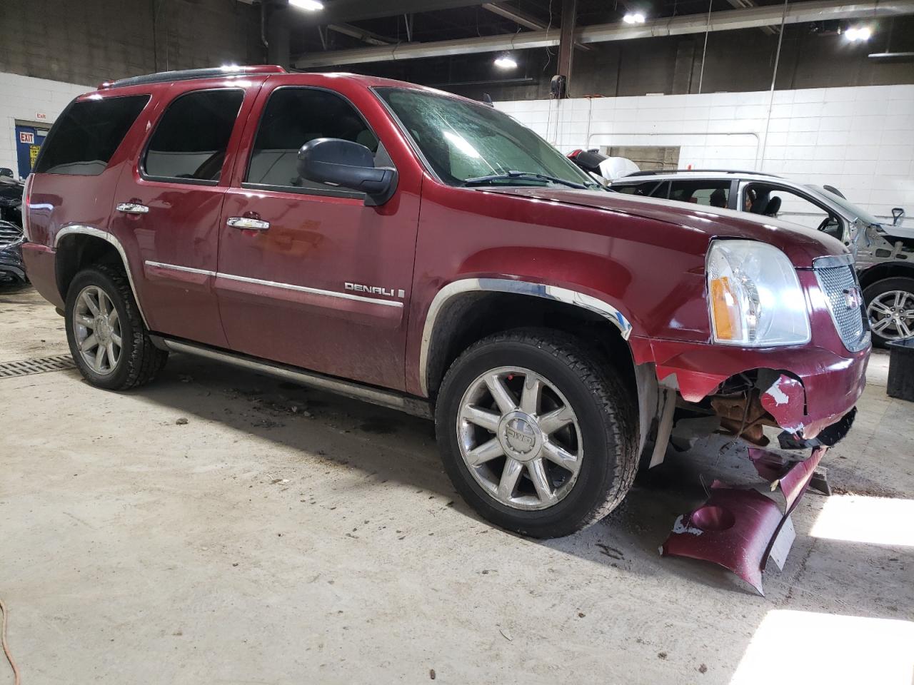 Photo 3 VIN: 1GKFK63828J172310 - GMC YUKON 