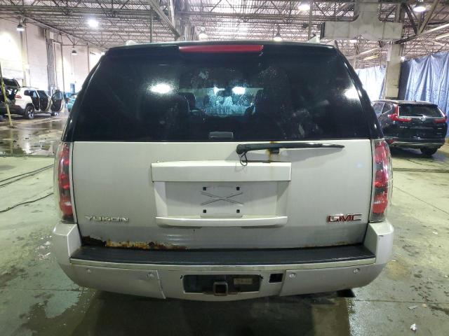 Photo 5 VIN: 1GKFK63828J195666 - GMC YUKON 