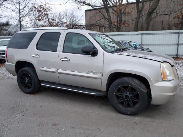 Photo 3 VIN: 1GKFK63837J371929 - GMC YUKON 