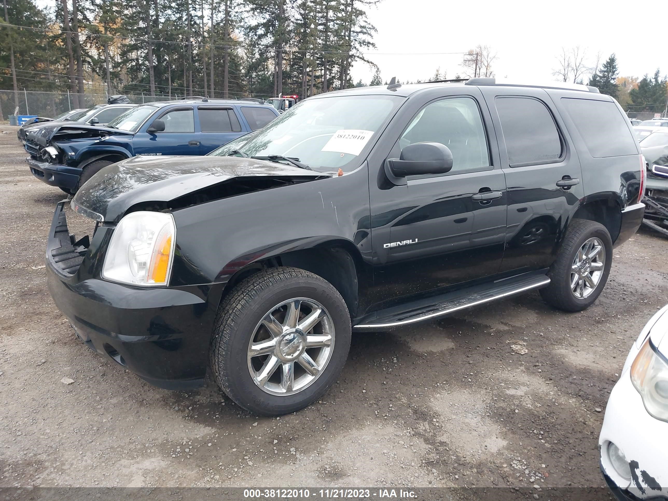 Photo 1 VIN: 1GKFK63848J154620 - GMC YUKON 