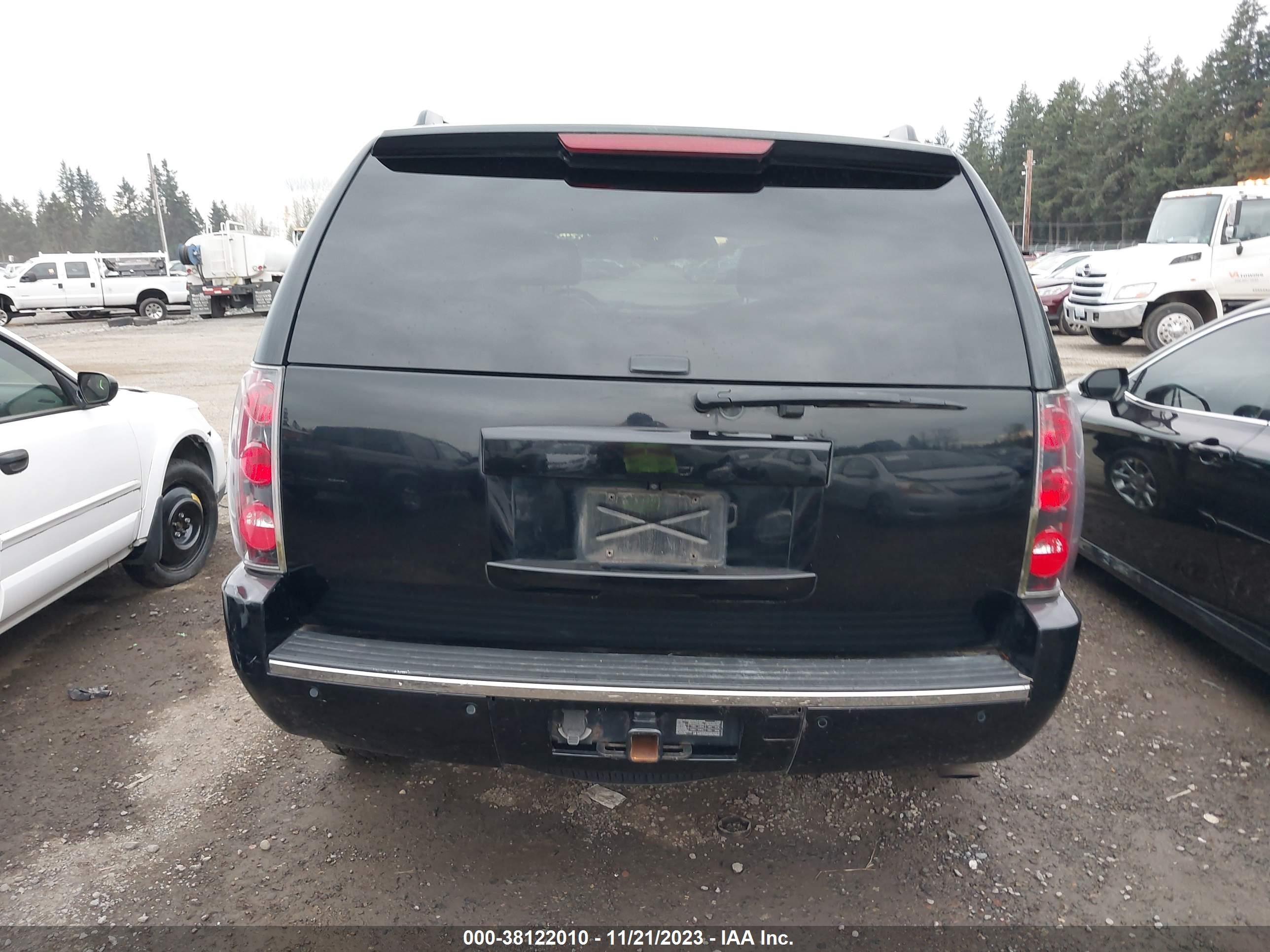 Photo 15 VIN: 1GKFK63848J154620 - GMC YUKON 