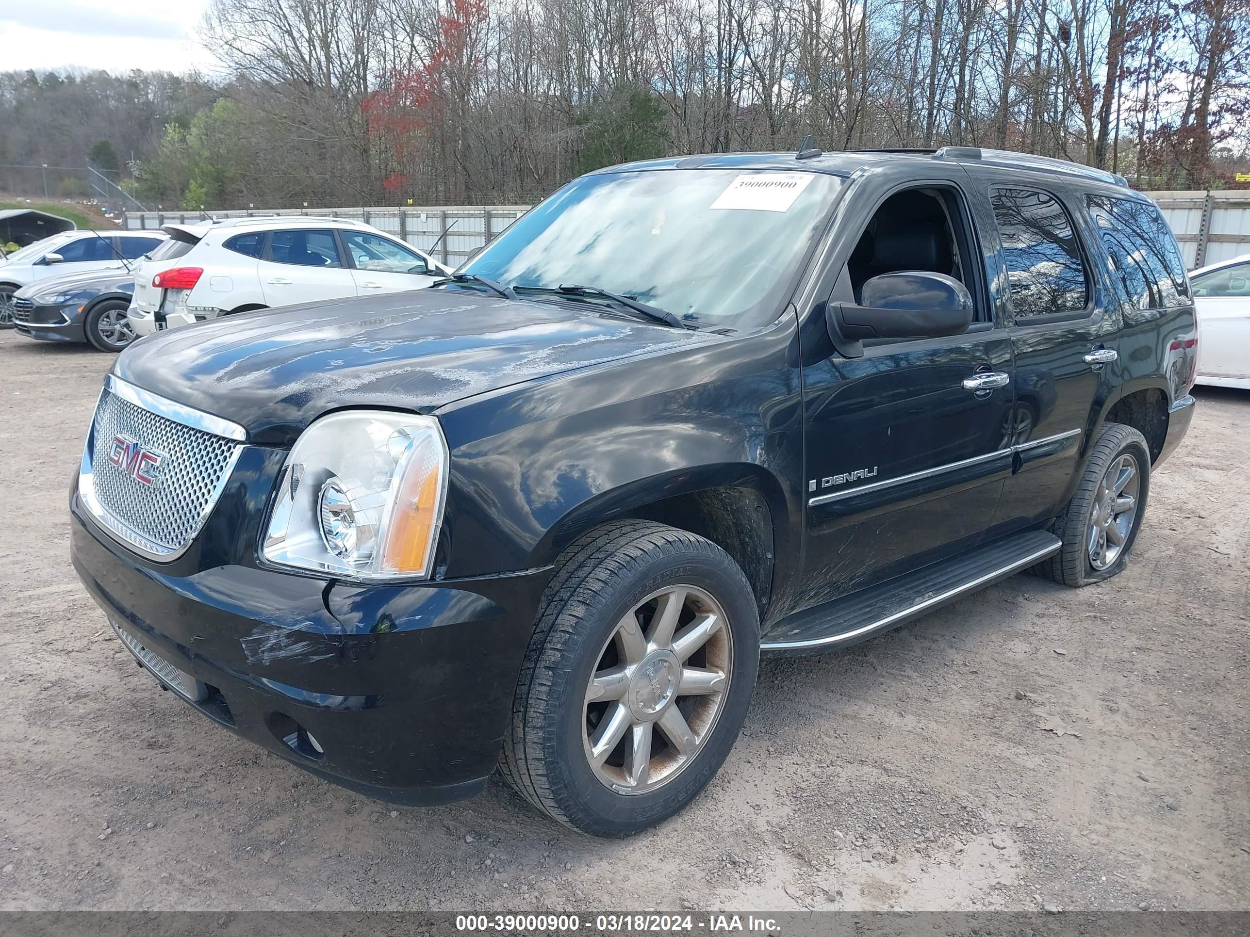 Photo 1 VIN: 1GKFK63848J161986 - GMC YUKON 