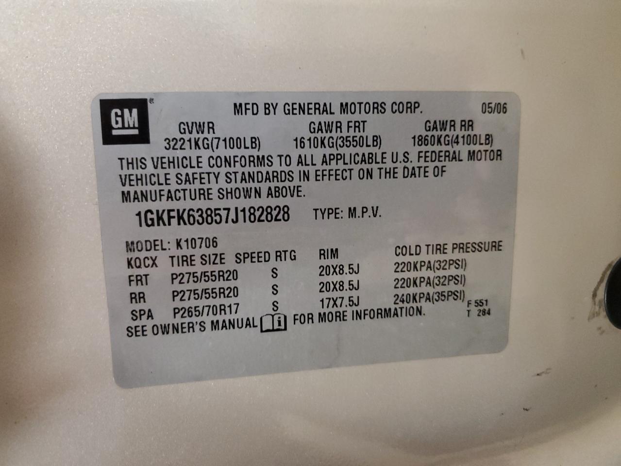 Photo 12 VIN: 1GKFK63857J182828 - GMC YUKON 