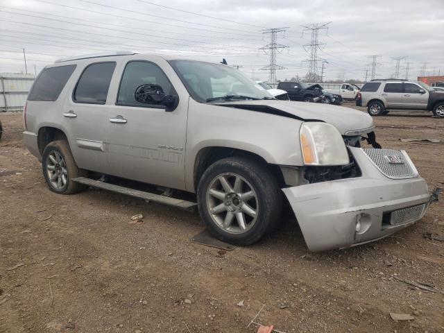 Photo 3 VIN: 1GKFK63857J347065 - GMC YUKON 