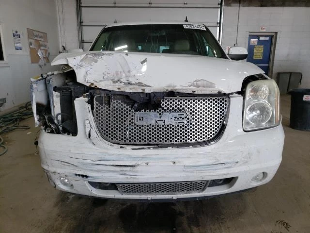 Photo 4 VIN: 1GKFK63867J180571 - GMC YUKON DENA 