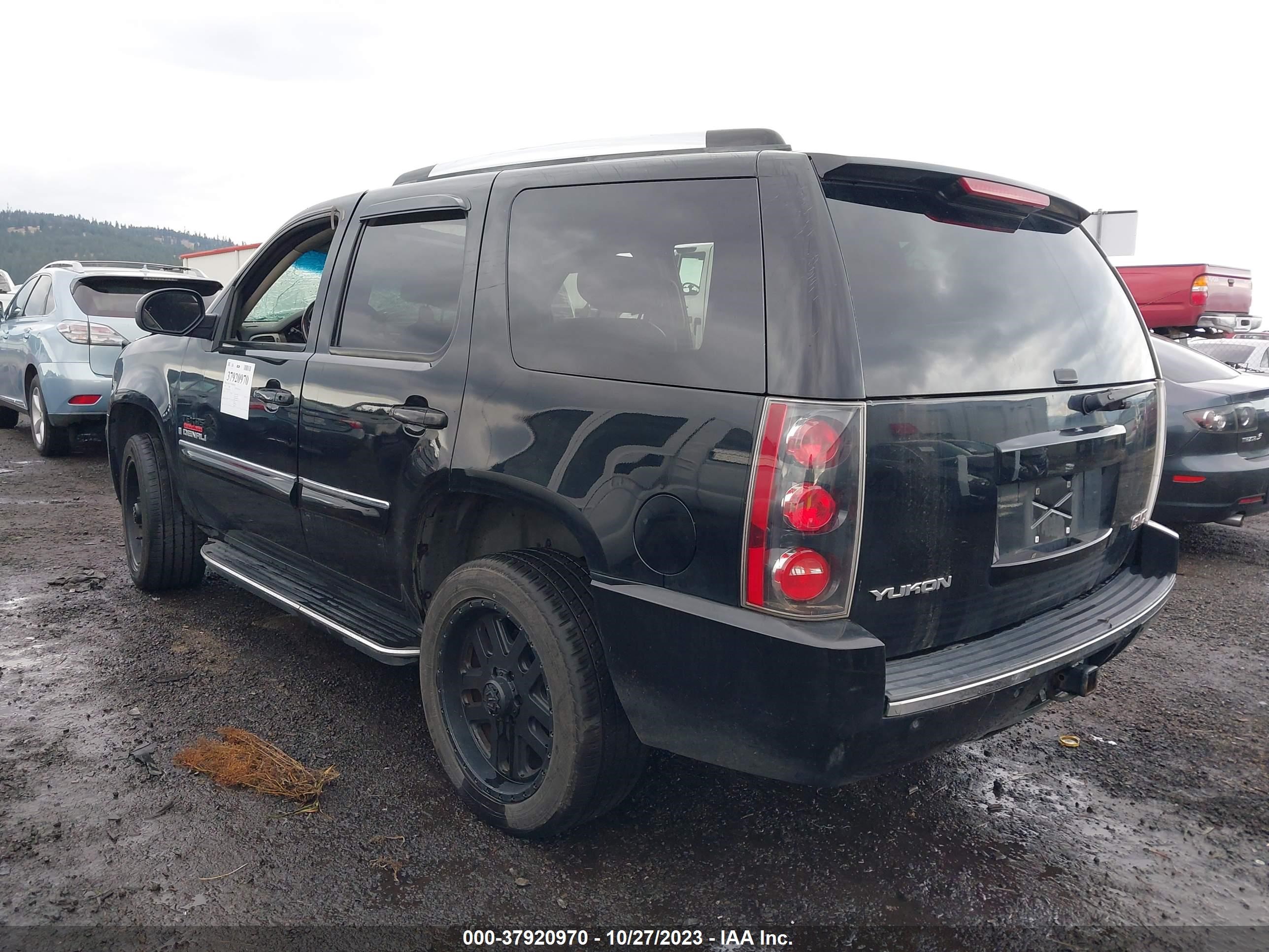 Photo 2 VIN: 1GKFK63867J270321 - GMC YUKON 