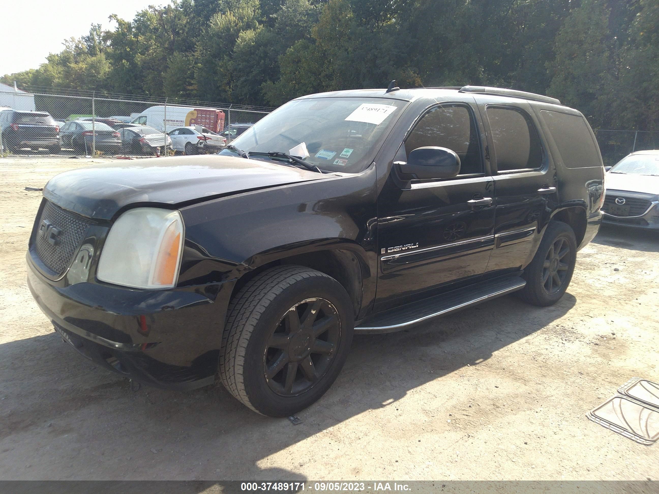 Photo 1 VIN: 1GKFK63887J143764 - GMC YUKON 