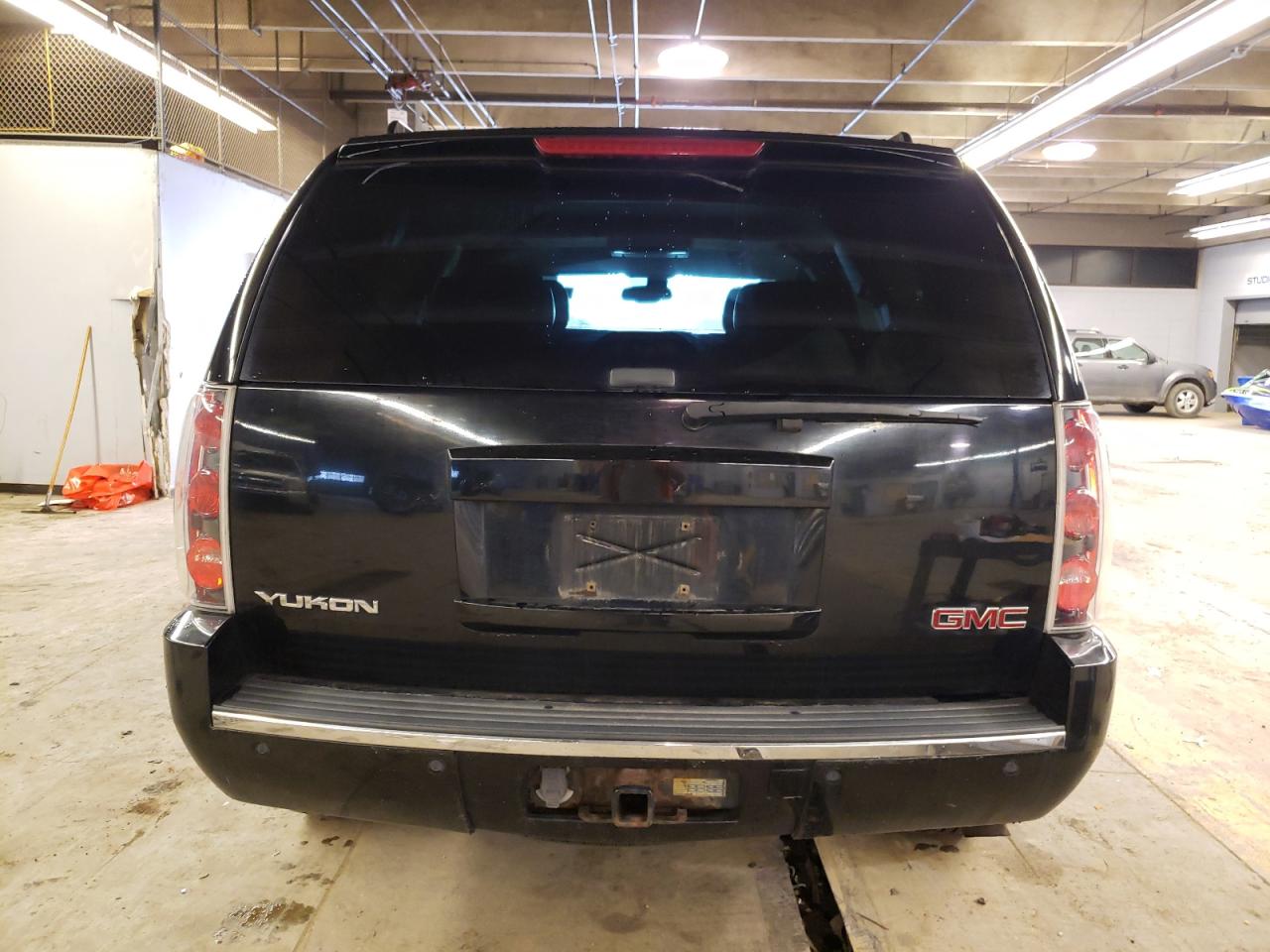 Photo 5 VIN: 1GKFK63887J154022 - GMC YUKON 