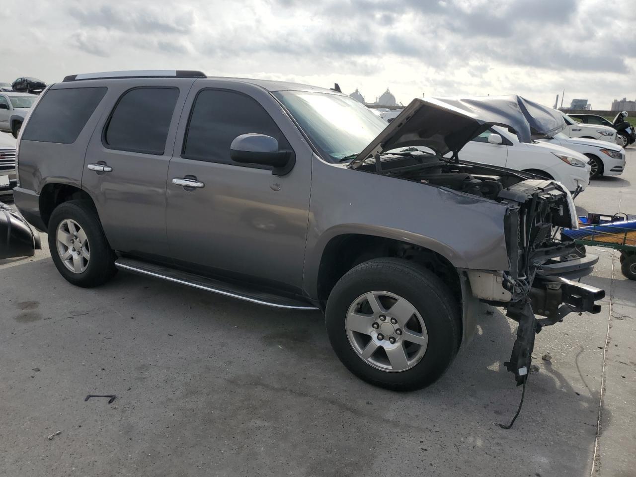 Photo 3 VIN: 1GKFK63888J242120 - GMC YUKON 