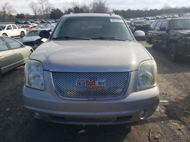 Photo 4 VIN: 1GKFK63898J234494 - GMC YUKON 