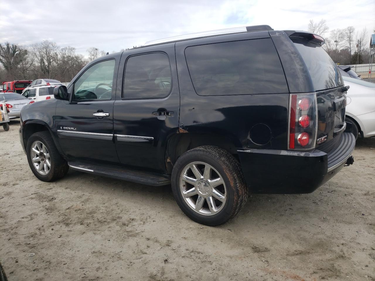 Photo 1 VIN: 1GKFK638X7J208758 - GMC YUKON 