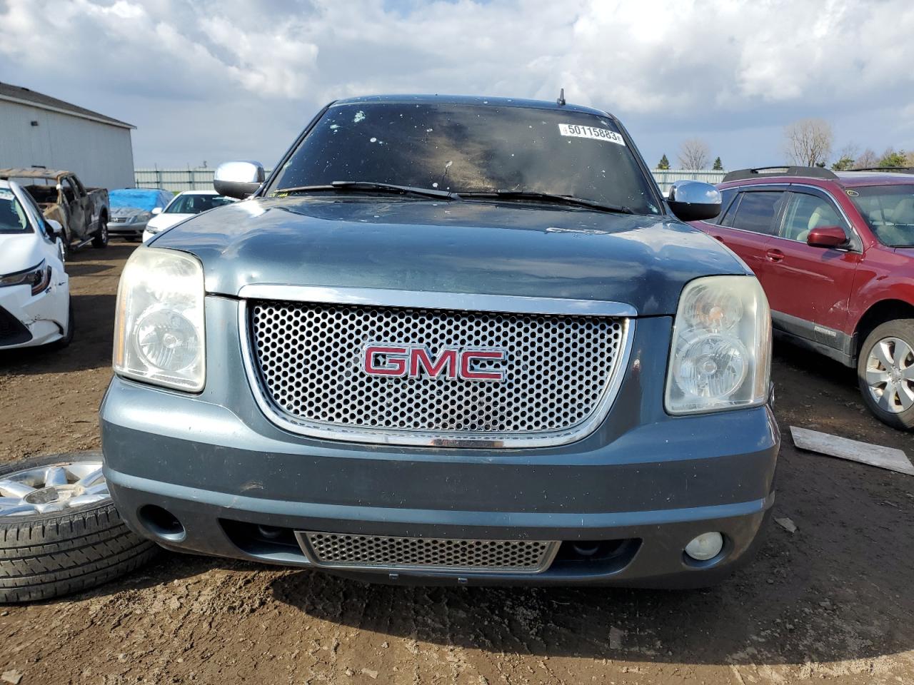 Photo 4 VIN: 1GKFK638X7J265073 - GMC YUKON 