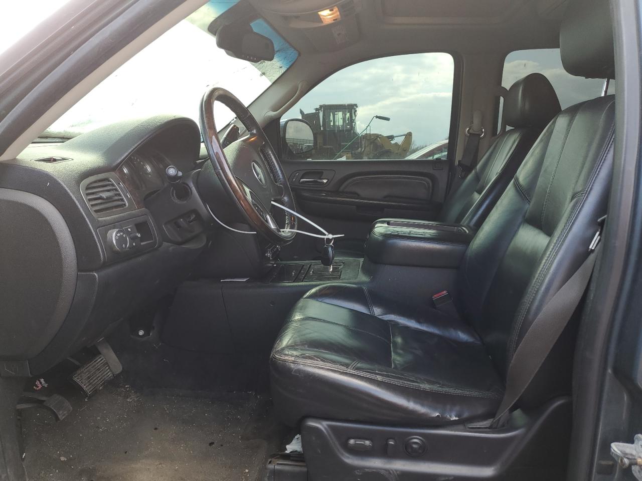 Photo 6 VIN: 1GKFK638X7J265073 - GMC YUKON 