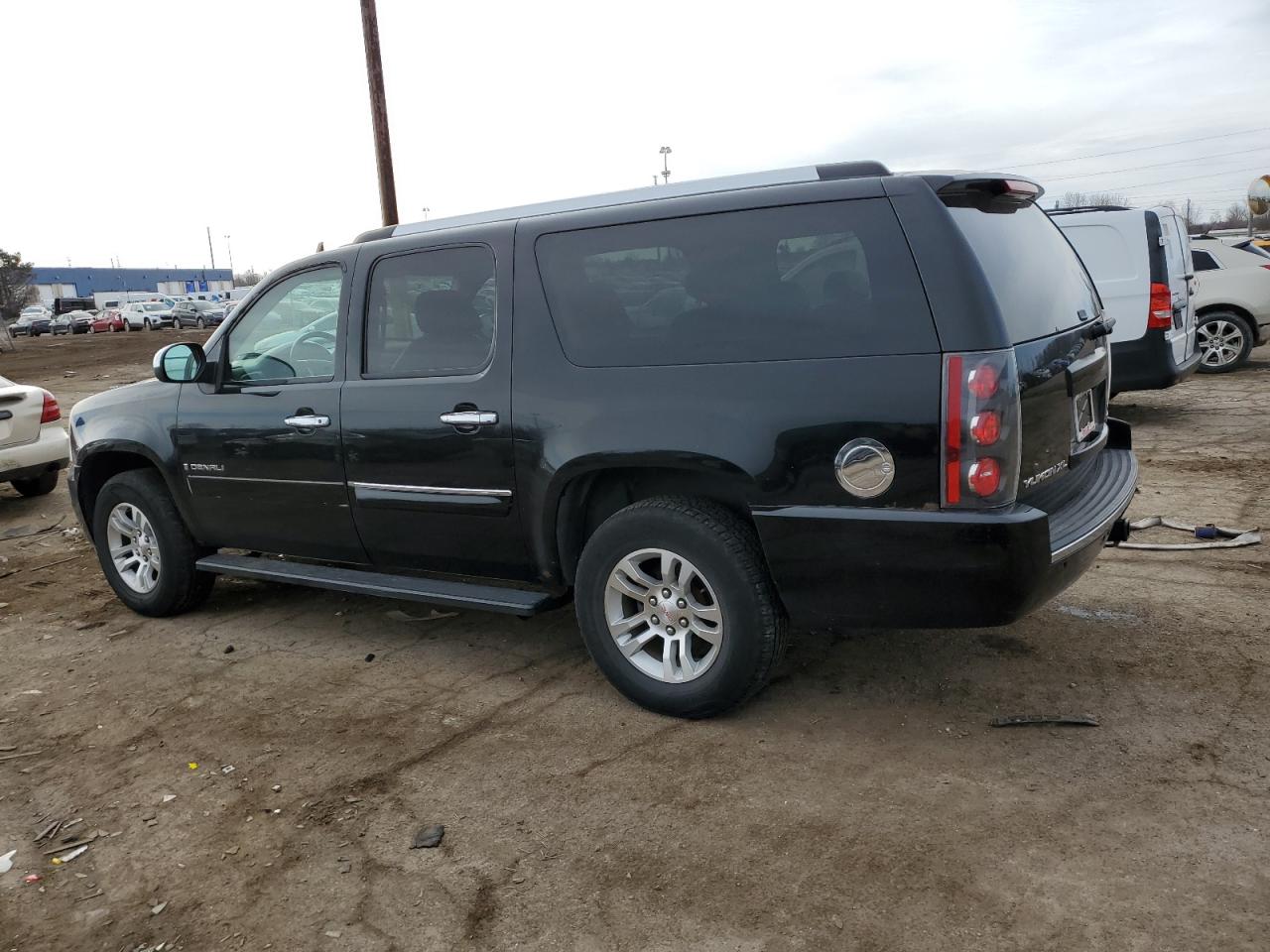 Photo 1 VIN: 1GKFK66817J272926 - GMC YUKON 