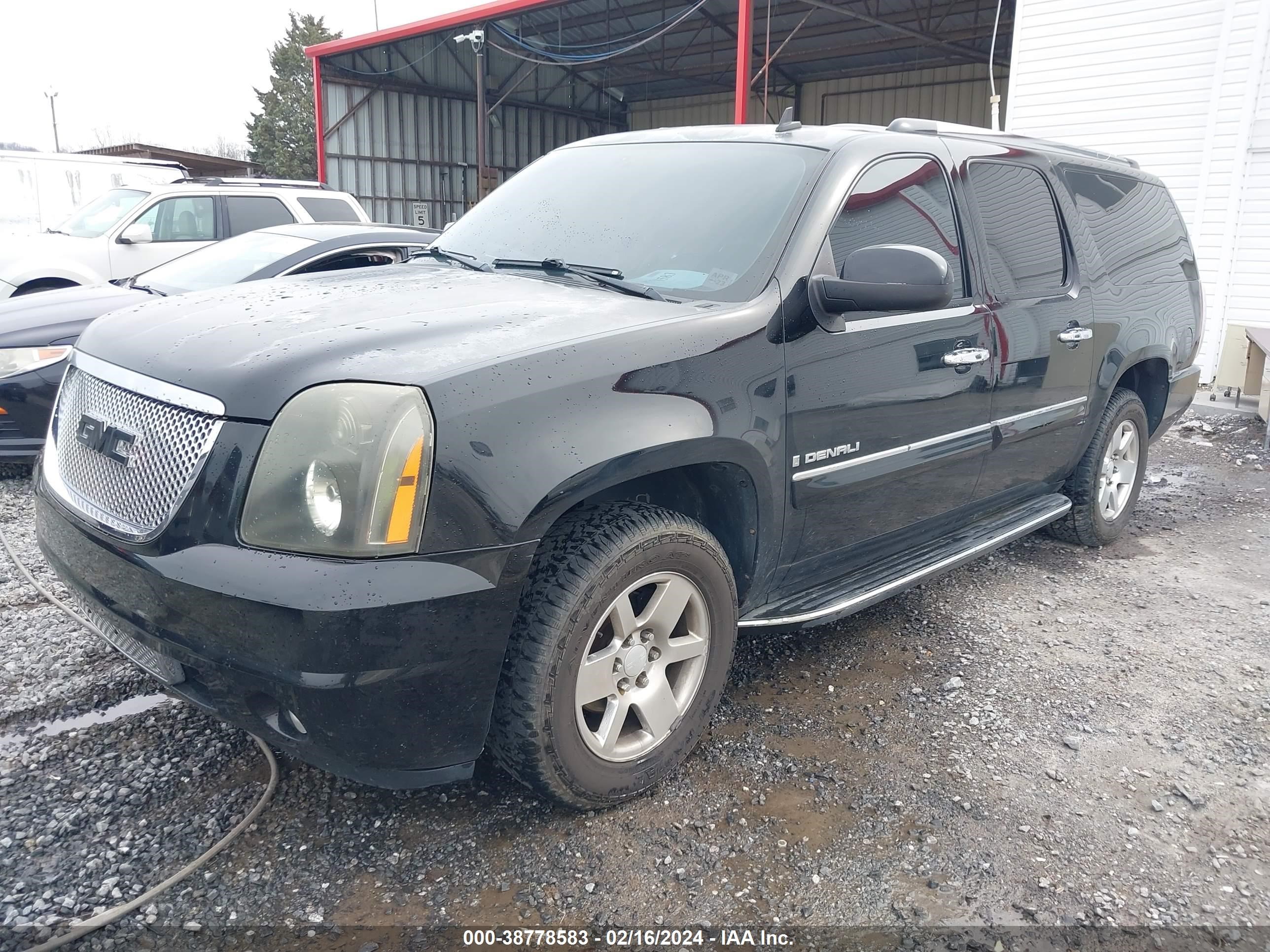 Photo 1 VIN: 1GKFK66828J224224 - GMC NULL 