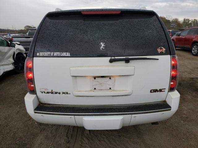 Photo 5 VIN: 1GKFK66838J127128 - GMC YUKON 