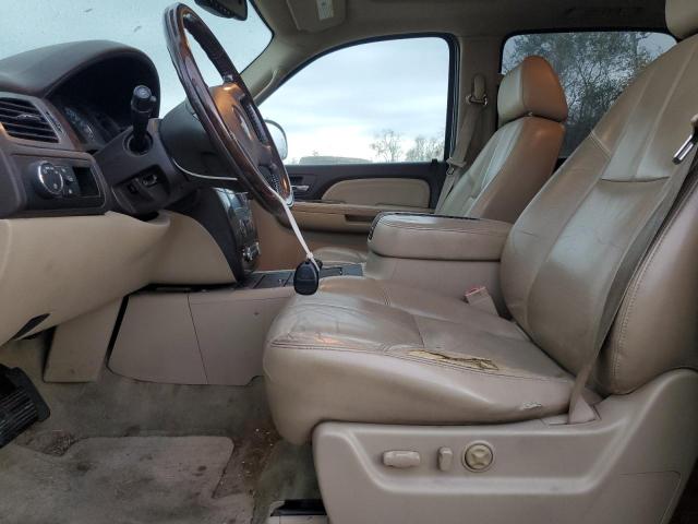 Photo 6 VIN: 1GKFK66838J127128 - GMC YUKON 