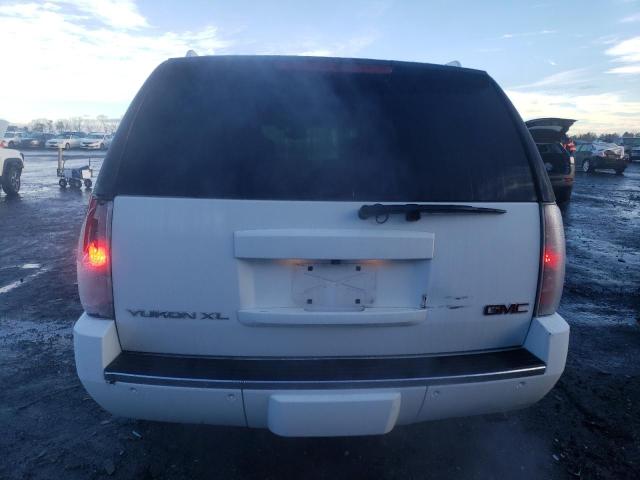 Photo 5 VIN: 1GKFK66838J225771 - GMC YUKON 