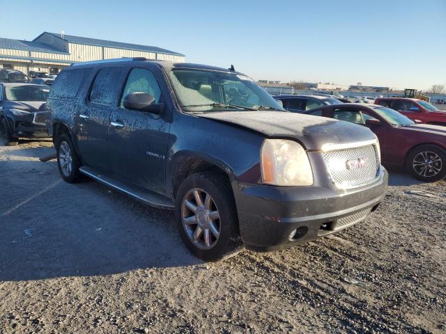 Photo 3 VIN: 1GKFK66878J104175 - GMC YUKON 