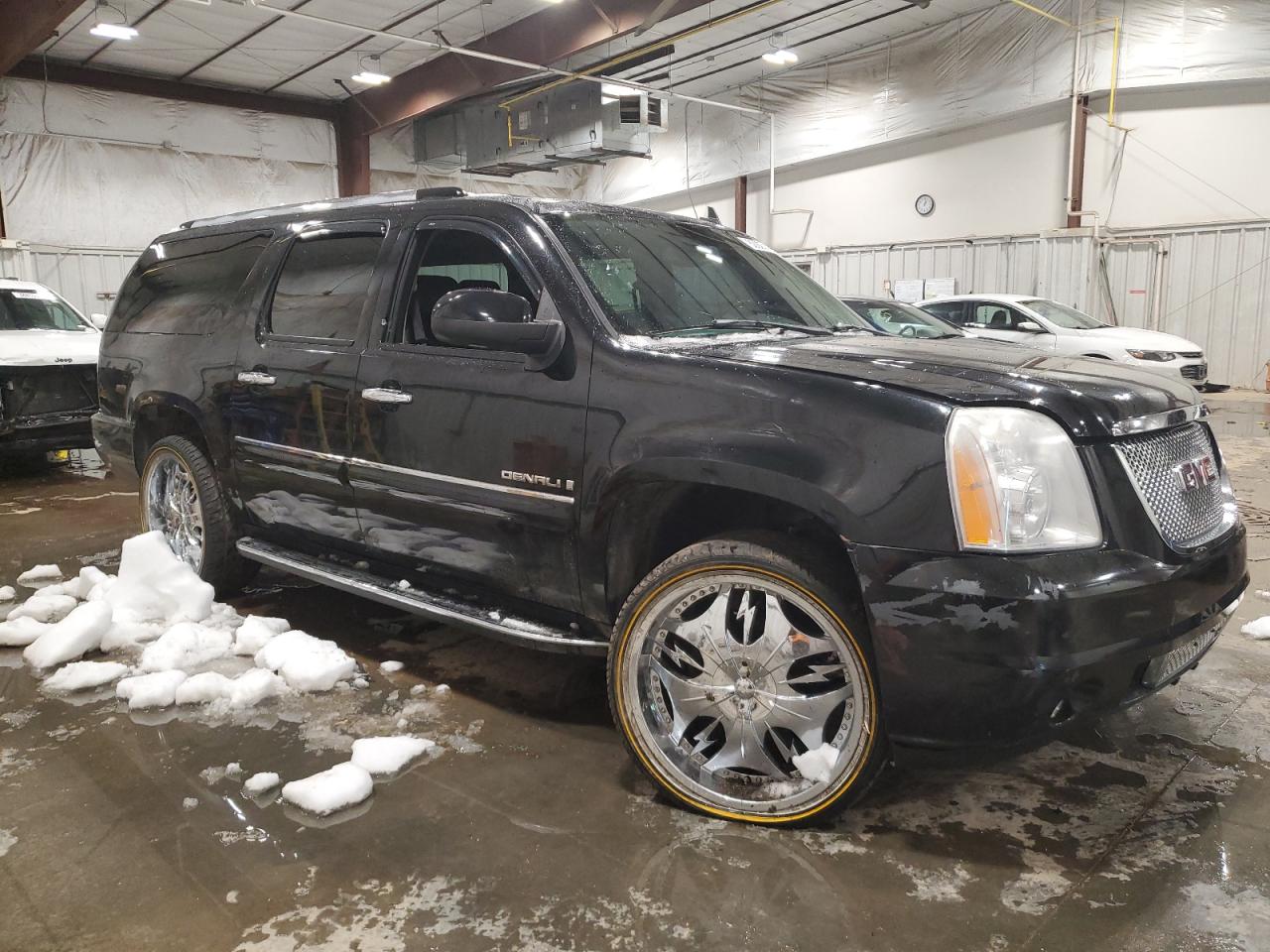 Photo 3 VIN: 1GKFK66887J355298 - GMC YUKON 