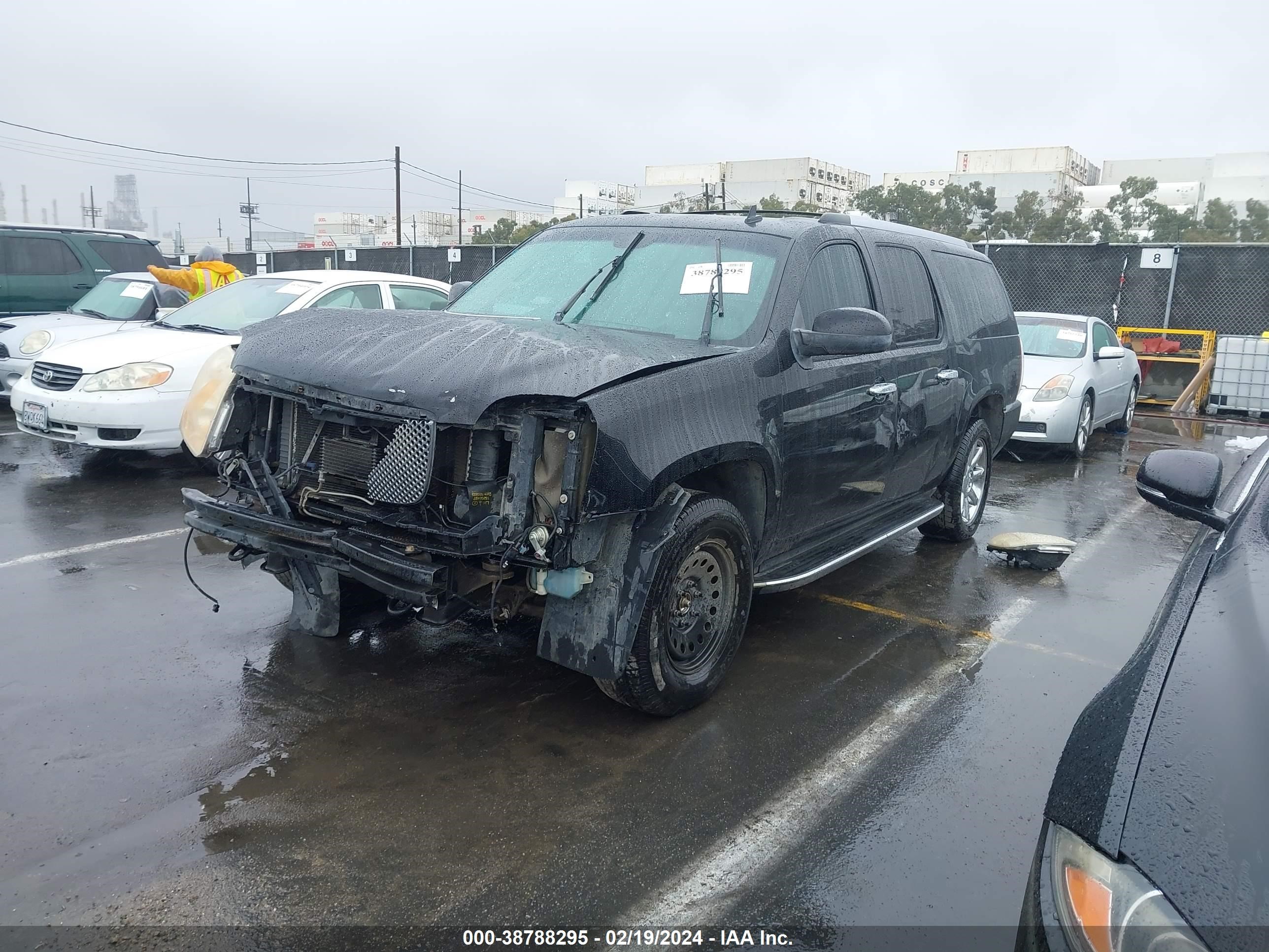 Photo 1 VIN: 1GKFK66888J209503 - GMC YUKON 