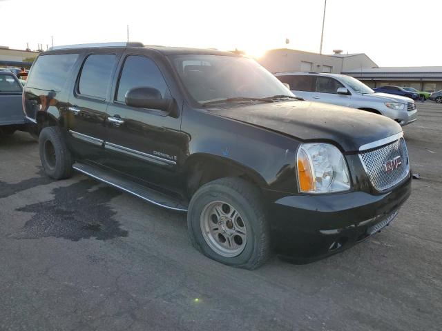 Photo 3 VIN: 1GKFK668X8J133430 - GMC YUKON 