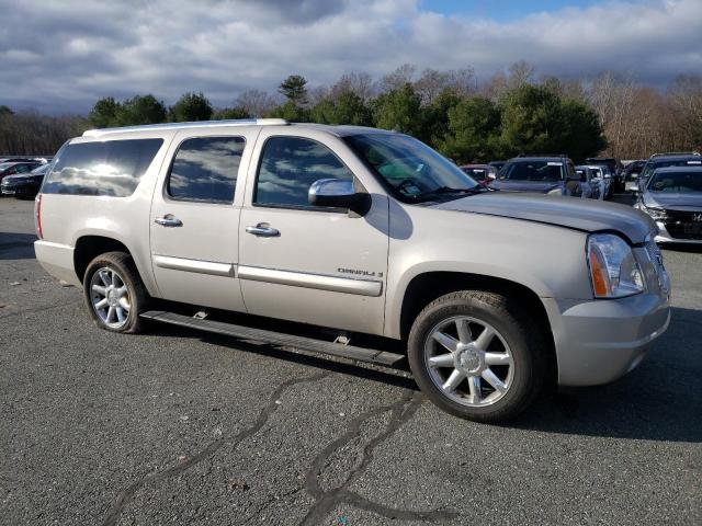 Photo 3 VIN: 1GKFK668X8J202651 - GMC YUKON 