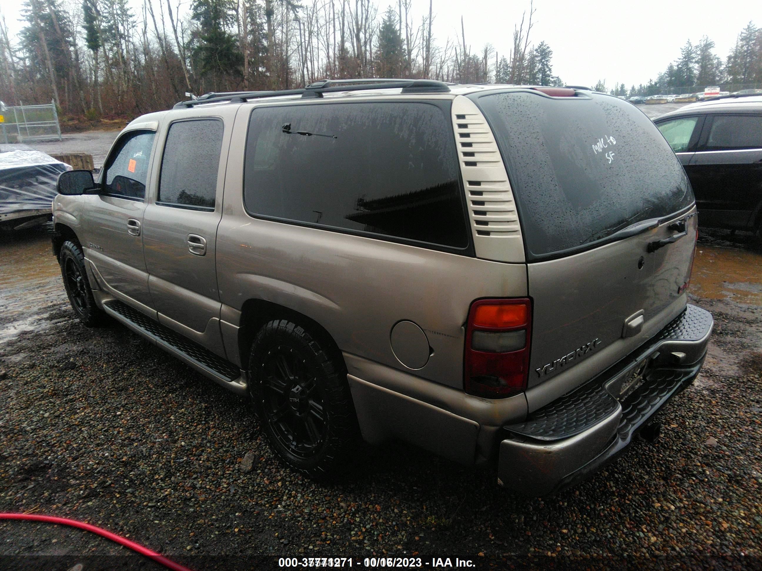 Photo 2 VIN: 1GKFK66U01J209188 - GMC YUKON 