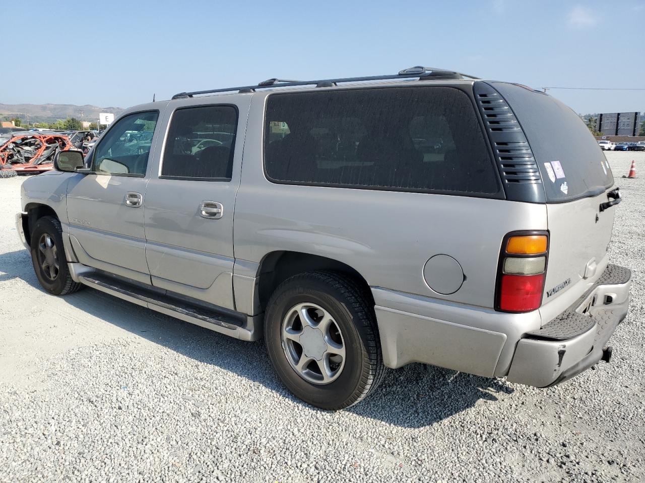 Photo 1 VIN: 1GKFK66U45J151737 - GMC YUKON 