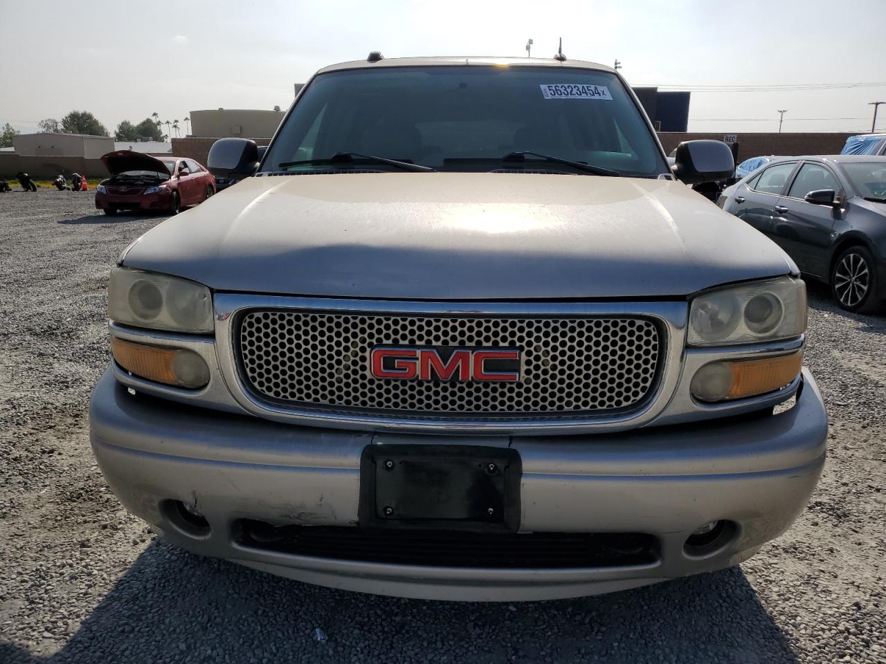 Photo 4 VIN: 1GKFK66U45J151737 - GMC YUKON 