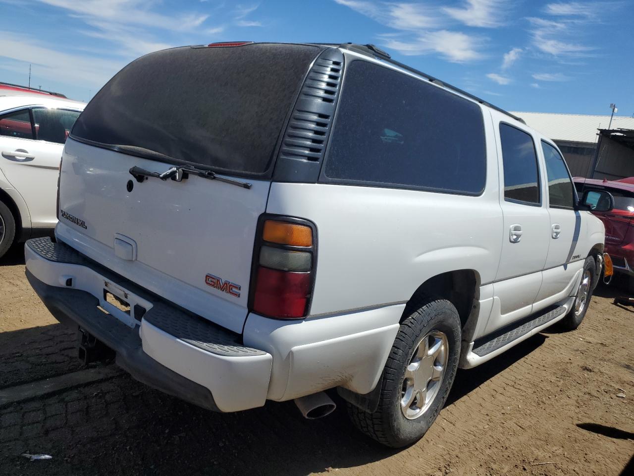 Photo 2 VIN: 1GKFK66U54J278009 - GMC YUKON 