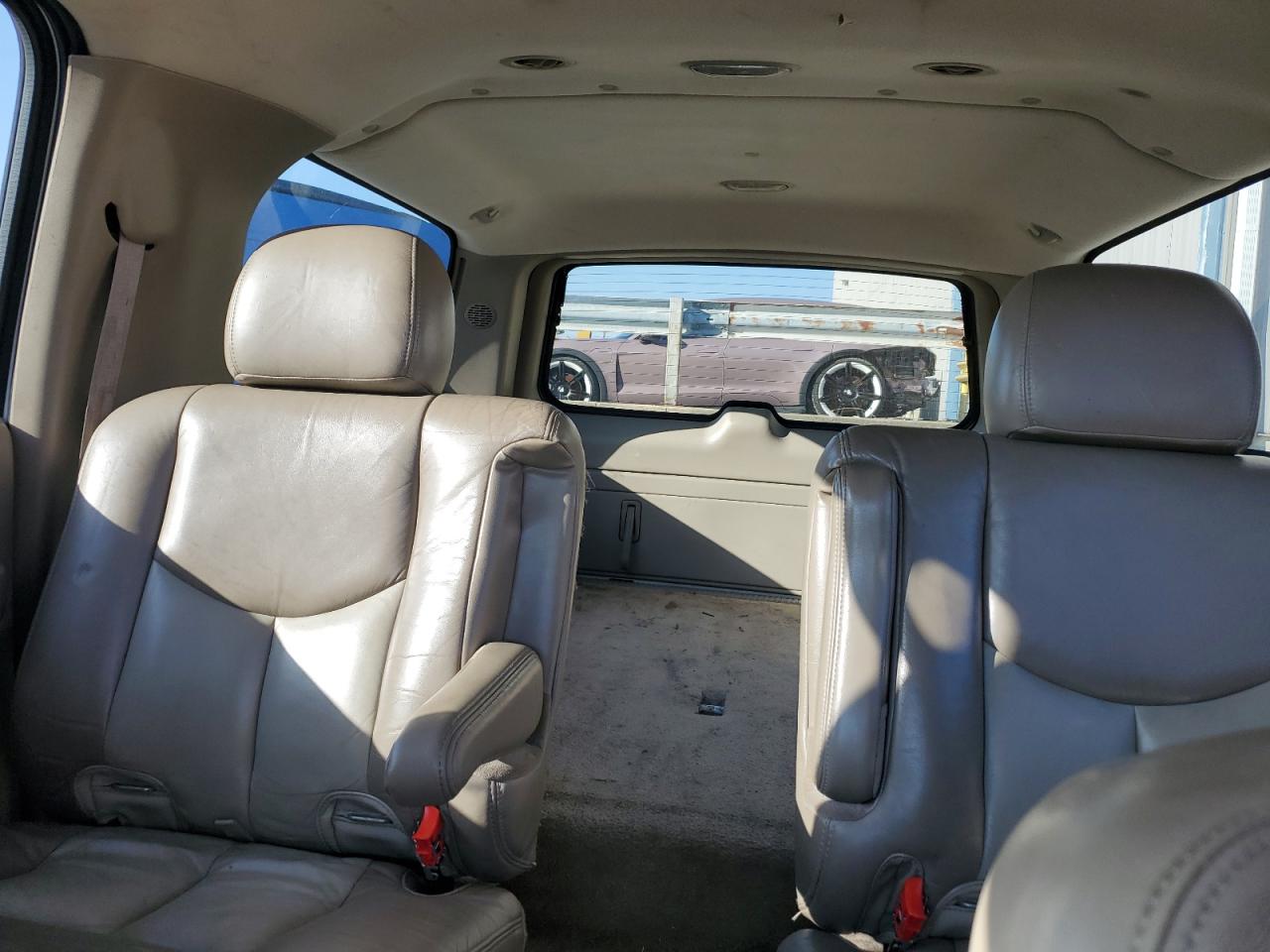 Photo 9 VIN: 1GKFK66U73J336362 - GMC YUKON 