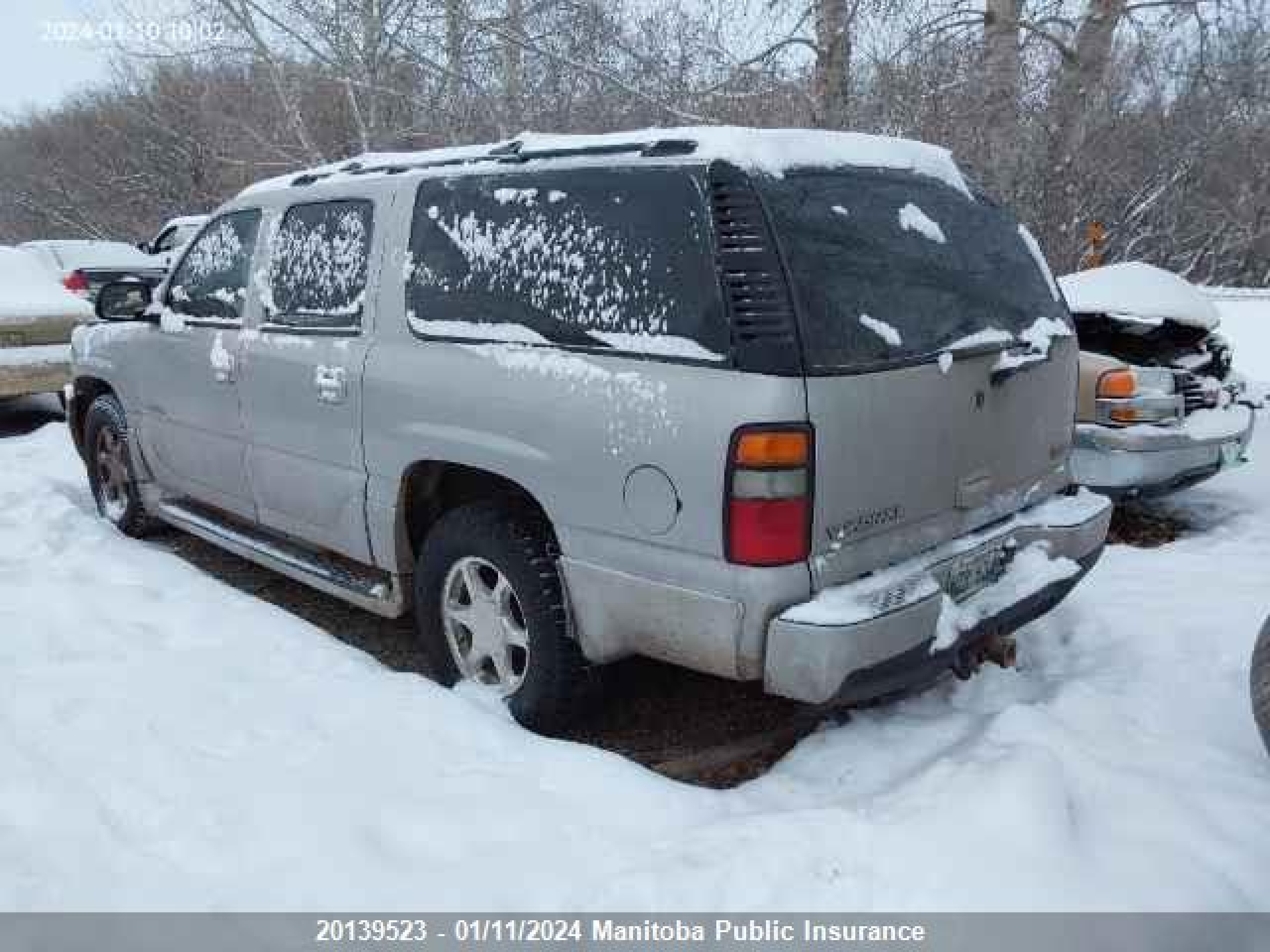 Photo 2 VIN: 1GKFK66U84J200341 - GMC YUKON 