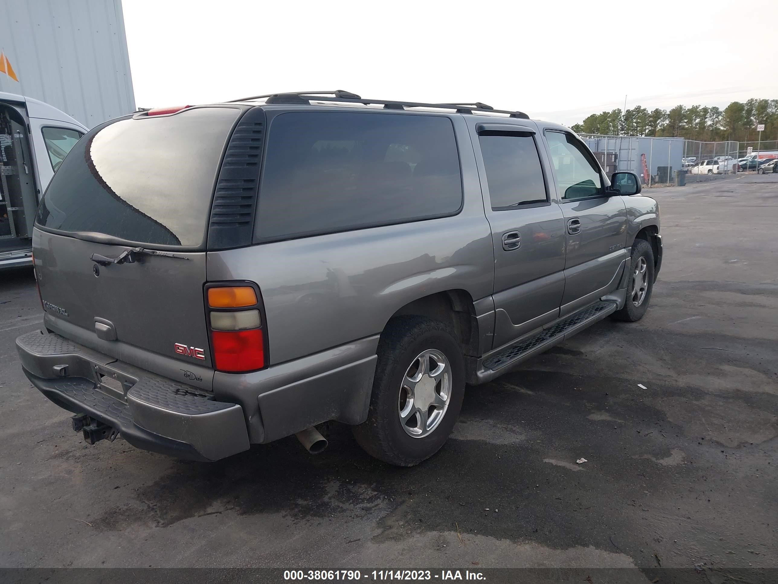 Photo 3 VIN: 1GKFK66U85J217934 - GMC YUKON 