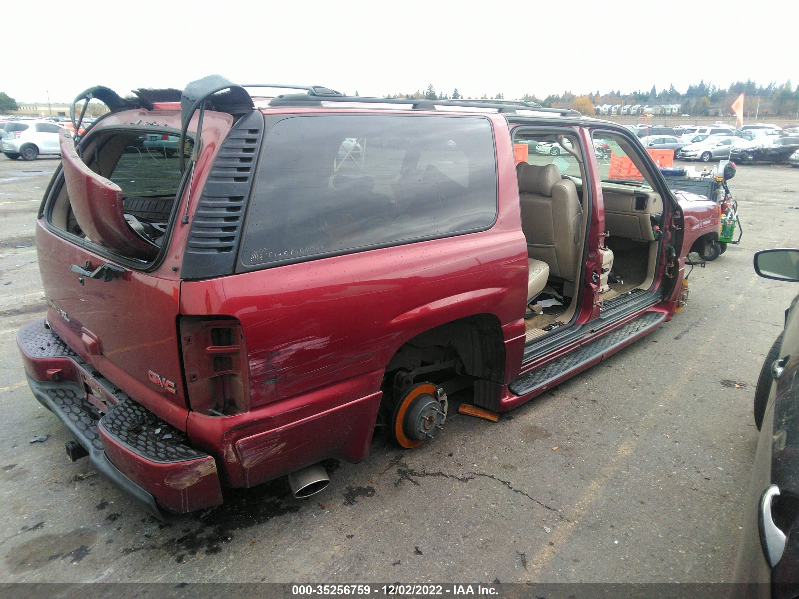 Photo 3 VIN: 1GKFK66U92J261288 - GMC YUKON 