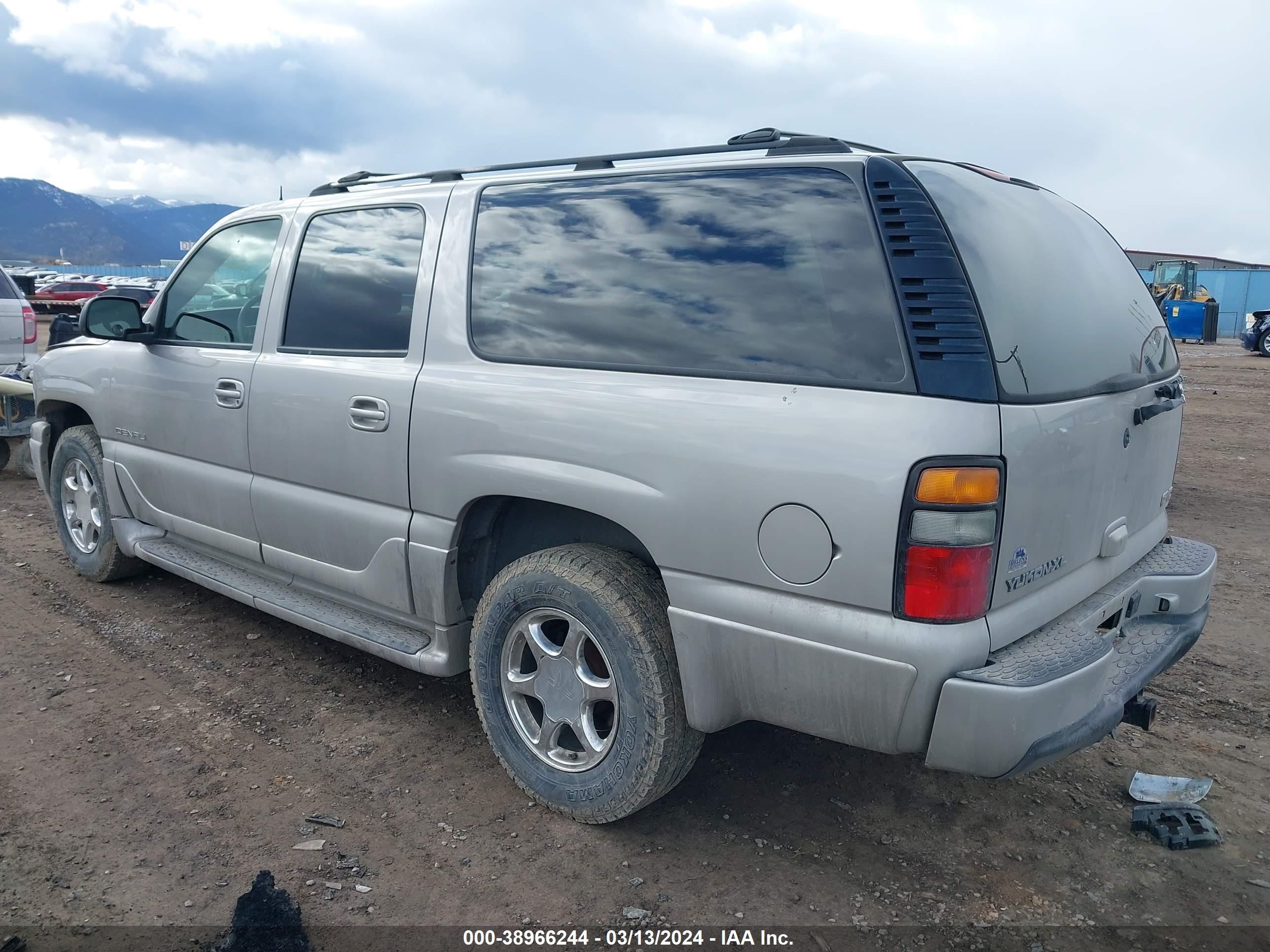 Photo 2 VIN: 1GKFK66U95J119057 - GMC ALL 