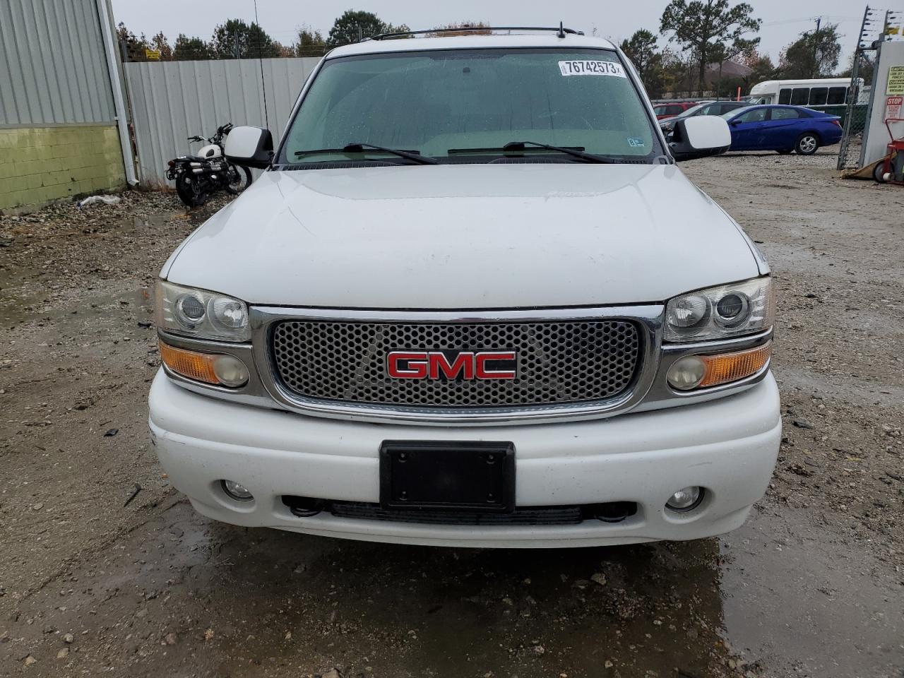 Photo 4 VIN: 1GKFK66U96J128388 - GMC YUKON 