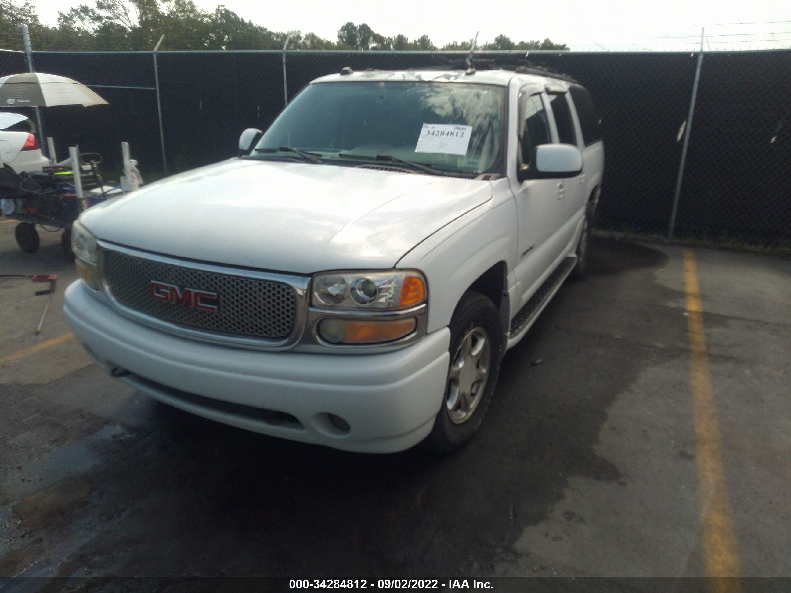 Photo 5 VIN: 1GKFK66UX4J139848 - GMC YUKON 