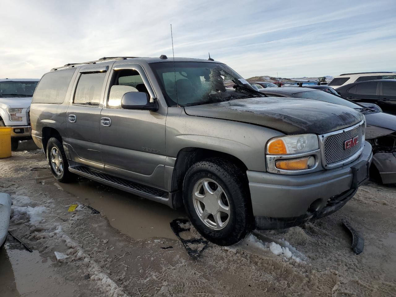 Photo 3 VIN: 1GKFK66UX5J149569 - GMC YUKON 